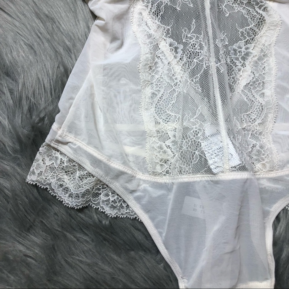 Abercrombie & Fitch ivory cream lace thong sheer bodysuit size large - Picture 6 of 12
